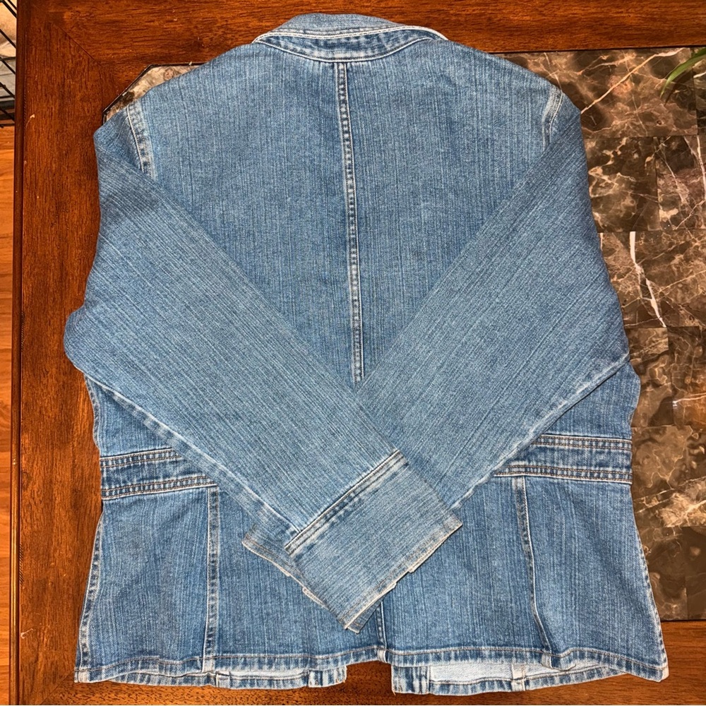 Women's Blue Jean Jacket - Picture 5 of 6